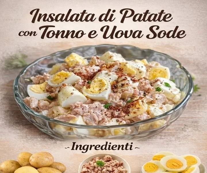Insalata di patate con tonno e uova sode in un piatto colorato