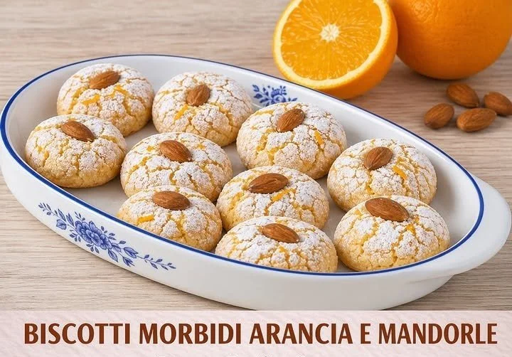 Biscotti morbidi all'arancia e mandorle pronti da gustare