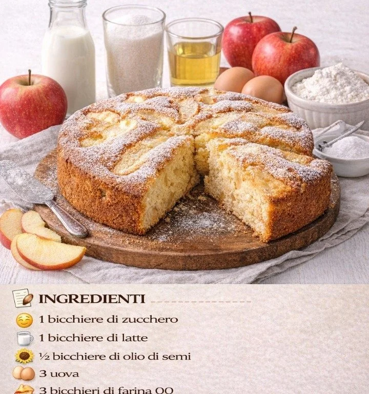 Torta di Mele al Bicchiere Sofficissima servita su un piatto