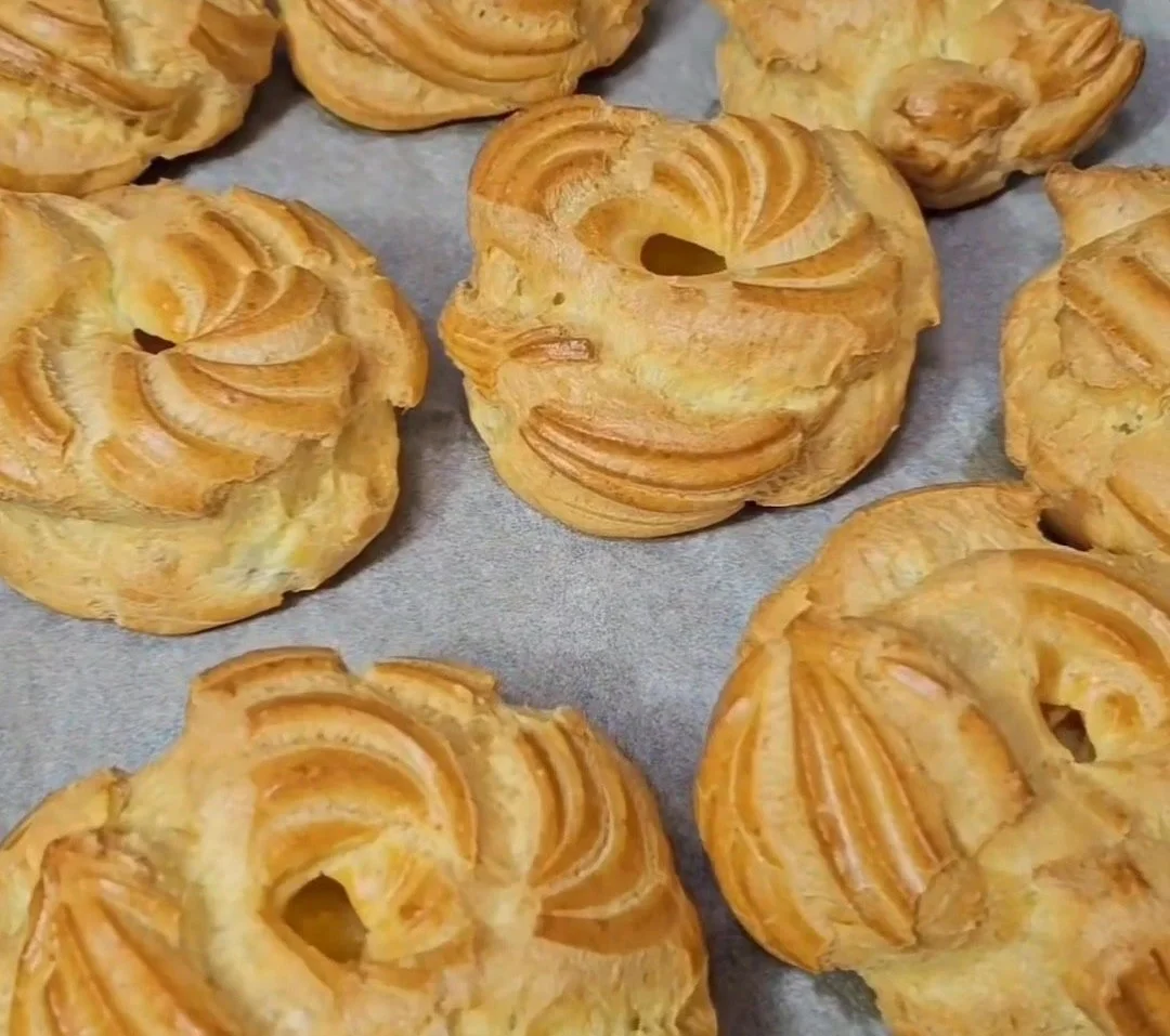 Zeppole di San Giuseppe al Forno, dolci tipici italiani