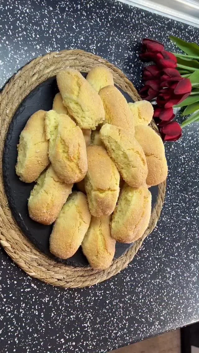Biscotti da inzuppare croccanti e gustosi per accompagnare tè e caffè
