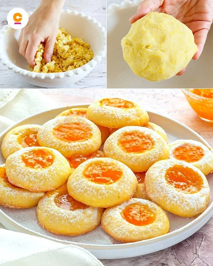 Biscotti friabili appena sfornati su un piatto