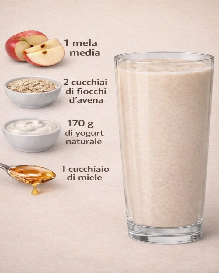Frullato sano e veloce preparato con frutta fresca e ingredienti nutrienti
