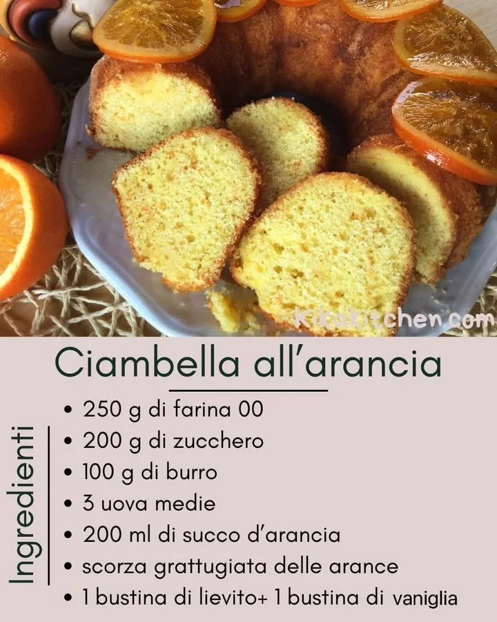 Ciambella all'arancia soffice e profumata appena sfornata.