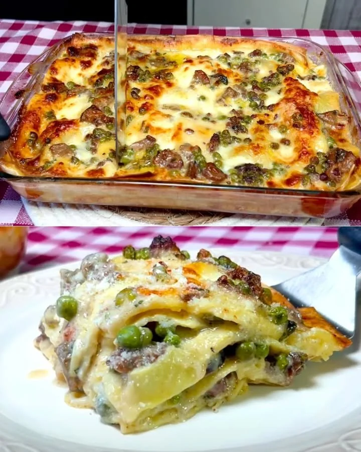Deliziosa lasagna divina appena sfornata con strati di formaggio e sugo ricco.