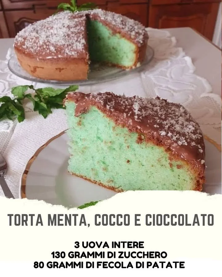 Torta menta con cocco e cioccolato, un dessert fresco e goloso.