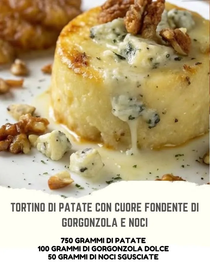 Tortino di Patate con cuore fondente di gorgonzola e noci servito con guarnizioni