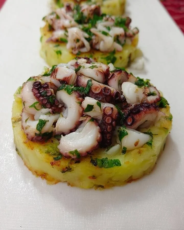 Tortino di patate con polpo, piatto delizioso e creativo