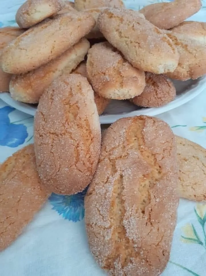 Biscotti da inzuppo croccanti e deliziosi per accompagnare il caffè