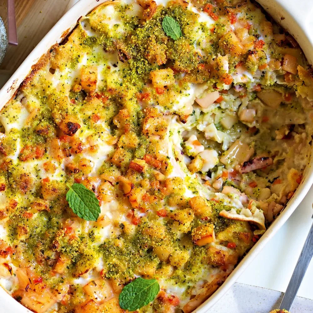 Lasagne di carasau al ragù bianco di pesce e molluschi